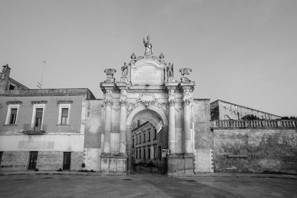 Lecce Stazione Centrale Exterior photo